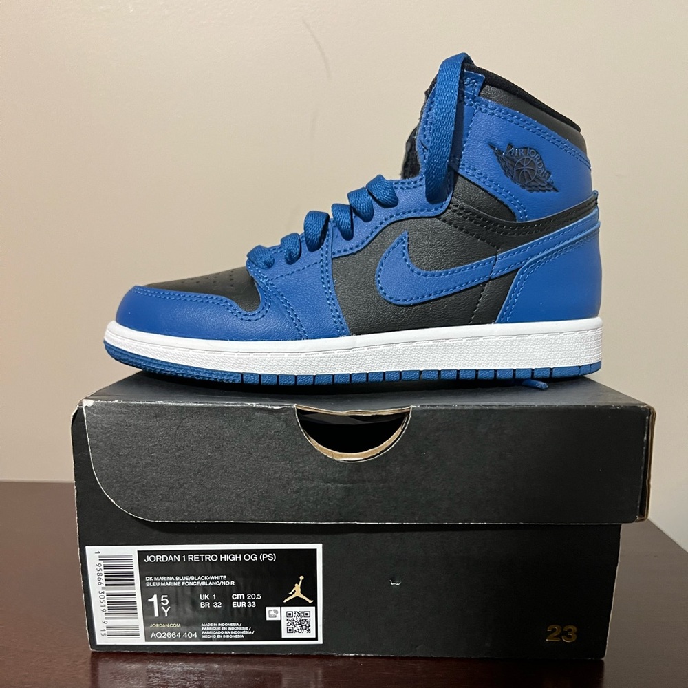Jordan Retro 1 marina blue